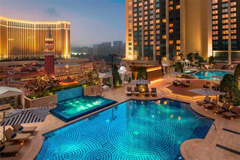 The 10 best hotels with jacuzzis in Macau, Macau .